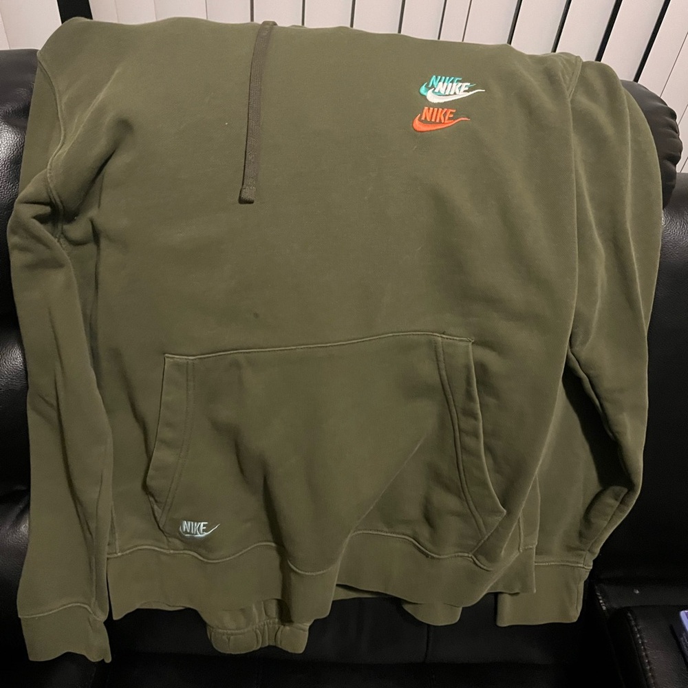 Nike track suit both XL